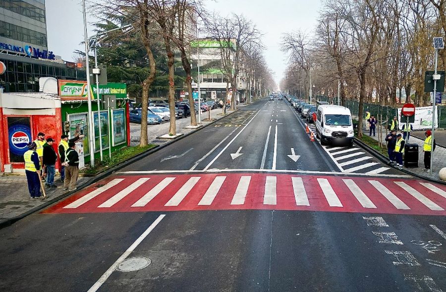 Inovatie la intersectia de pe bulevardul Tomis: semaforizare inteligenta Inovatie la intersectia de pe bulevardul Tomis: semaforizare inteligenta