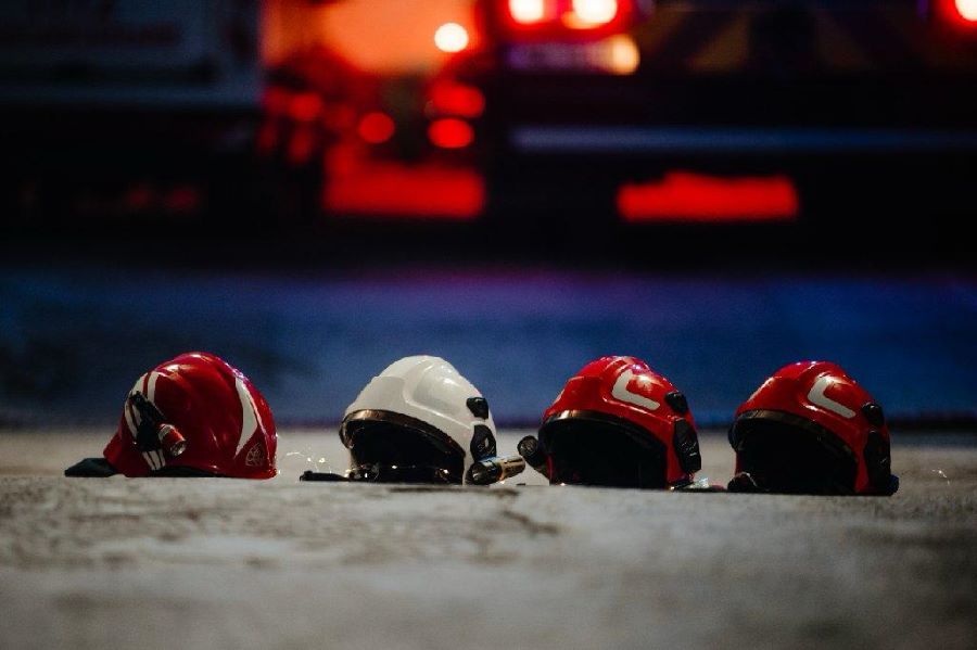 Pompierii militari constănțeni au executat 208 misiuni în două zile. Pompierii militari constănțeni au executat 208 misiuni în două zile.