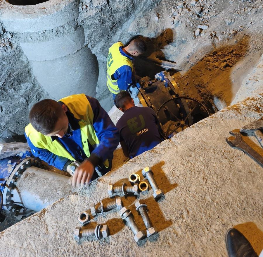 RAJA: Lucrările progresează conform planului stabilit. RAJA: Lucrările progresează conform planului stabilit.