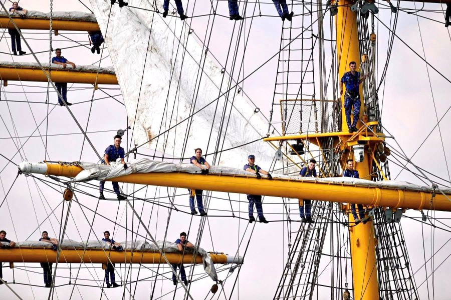 George Gima, USR Constanța, adresează urări de bine Marinei Române și marinarilor.