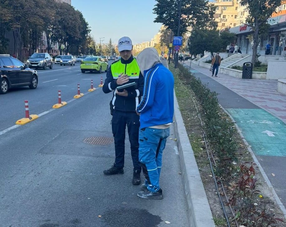 Poliția rutieră din Constanța se concentrează pe siguranța pietonilor, bicicliștilor și trotinetelor electrice Poliția rutieră din Constanța se concentrează pe siguranța pietonilor, bicicliștilor și trotinetelor electrice
