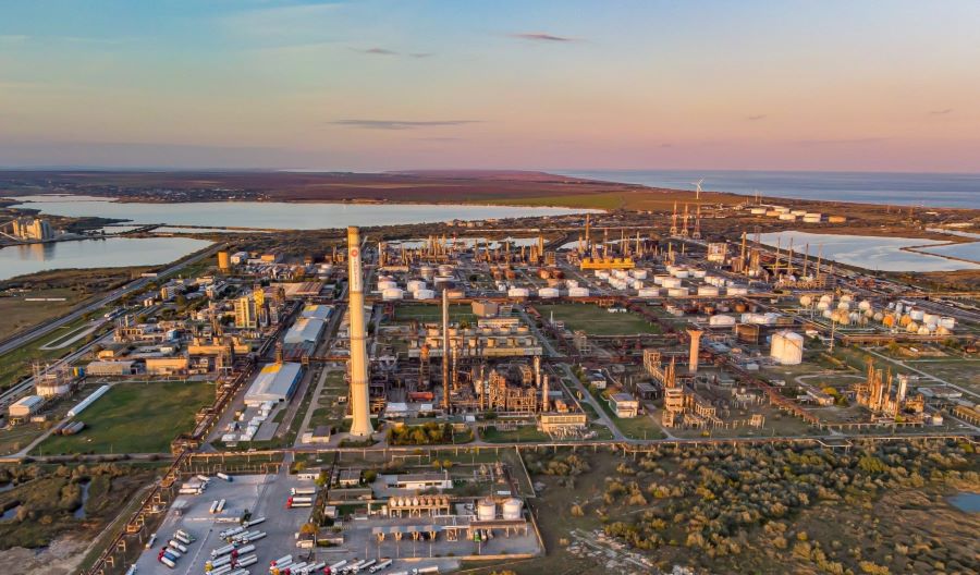 Rafinăriile Petromidia și Vega au finalizat cu succes revizia planificată. Rafinăriile Petromidia și Vega au finalizat cu succes revizia planificată.